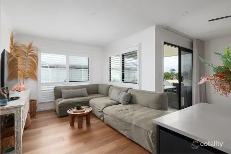 Property photo of 18 Panda Street Southside QLD 4570