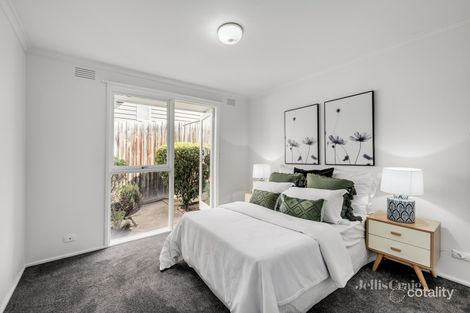 Property photo of 2/30 Spencer Road Camberwell VIC 3124