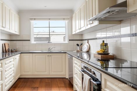 Property photo of 18 Oshaughnessy Street Kew VIC 3101