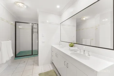Property photo of 152 Voyager Circuit Bridgeman Downs QLD 4035