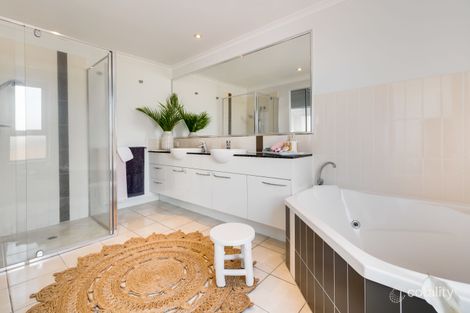 3/8 Southern Breakwater Accs, Mackay Harbour, QLD 4740