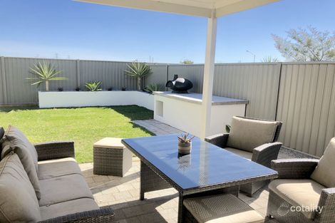 Property photo of 10 Goldfields Loop Wandi WA 6167
