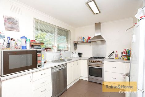 Property photo of 16 Wolfe Road Melton VIC 3337