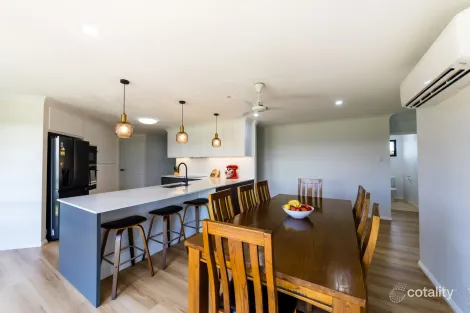 Property photo of 32 Vassallo Drive Glenella QLD 4740