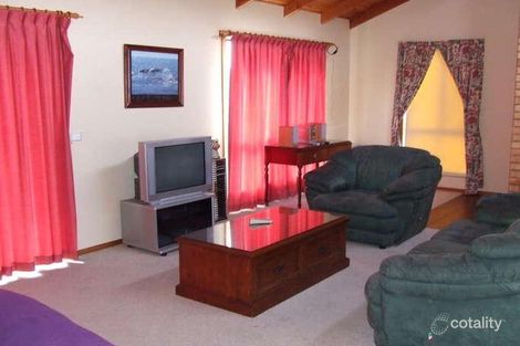 Property photo of 27 Coffey Drive Binalong Bay TAS 7216