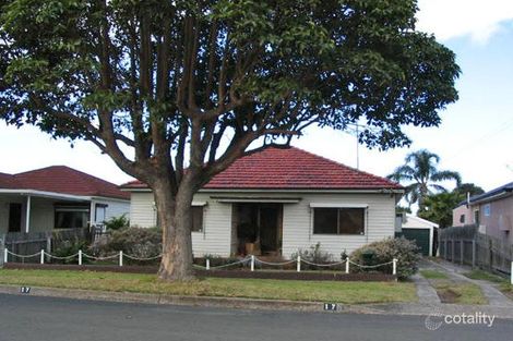 17 Donald St, Fairy Meadow, NSW 2519