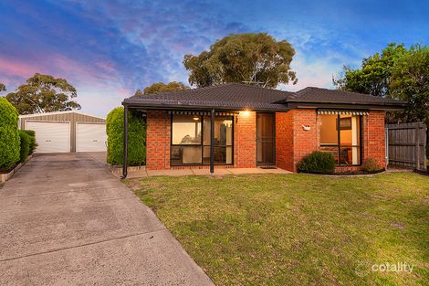Property photo of 17 Rowen Court Cranbourne North VIC 3977