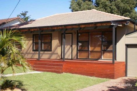 Property photo of 13 Devonshire Crescent Oak Flats NSW 2529