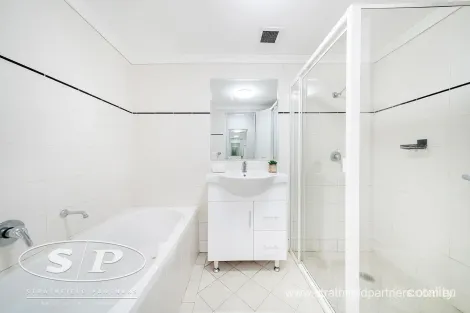 Property photo of 4/1-3 Beresford Road Homebush NSW 2140