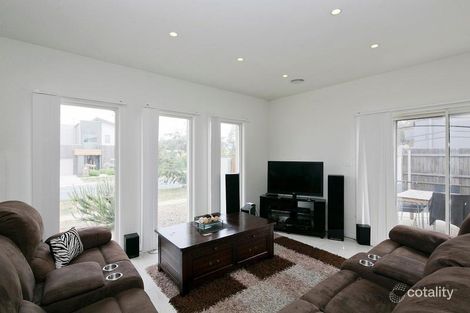 Property photo of 32 Koonalda Street Harrison ACT 2914