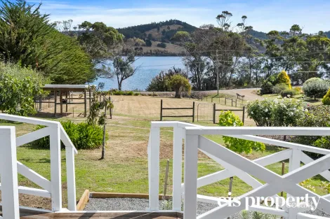 Property photo of 6892 Channel Highway Gardners Bay TAS 7112
