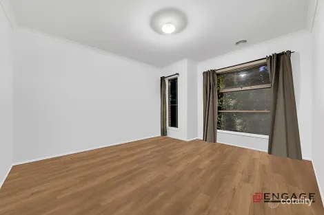 Property photo of 27 Clifton Circuit Tarneit VIC 3029