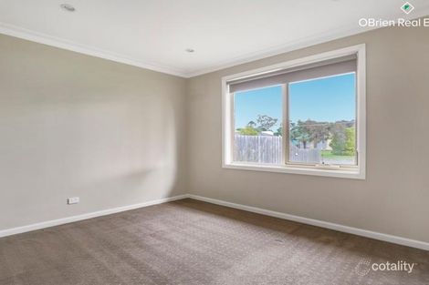 Property photo of 1/6 Darnum Street Drouin VIC 3818