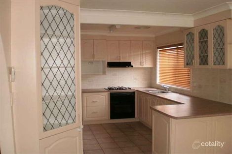 Property photo of 3 Camelot Place Oak Flats NSW 2529