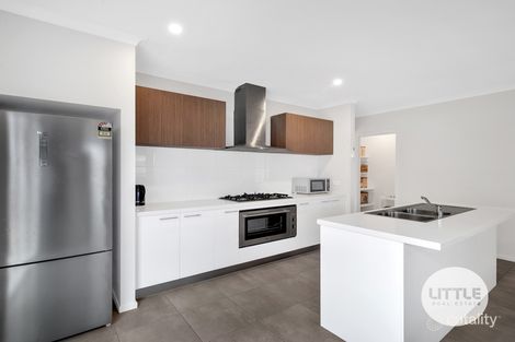 Property photo of 7 Ingrams Way Mickleham VIC 3064