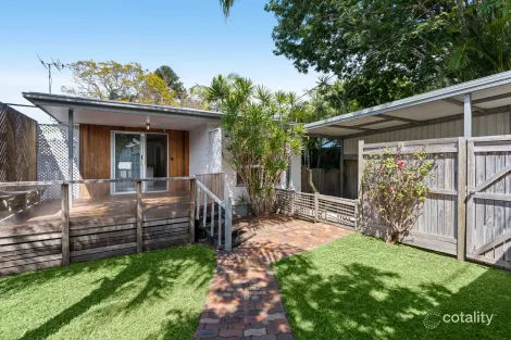 Property photo of 94 Southwick Street Wynnum QLD 4178