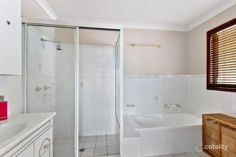 Property photo of 38 Platypus Road Berkeley Vale NSW 2261