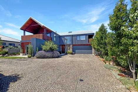 6 Alice St, Jindabyne, NSW 2627