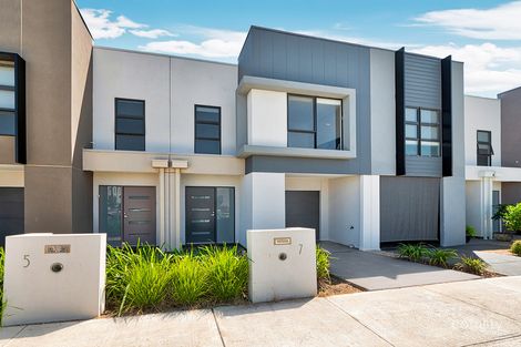 Property photo of 7 Lumeah Drive Cranbourne West VIC 3977