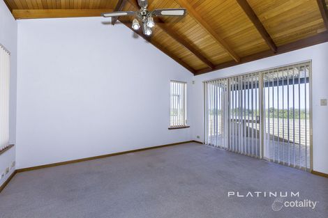 Property photo of 73 Naval Parade Ocean Reef WA 6027