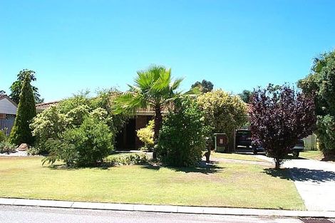 4 Rivergum Pl, Morley, WA 6062