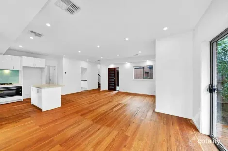 2/8 Berry Ave, Mitcham, VIC 3132