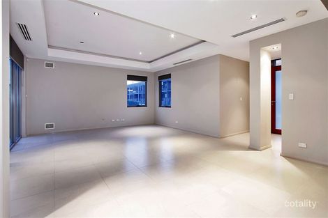 Property photo of 60 Breaksea Drive North Coogee WA 6163