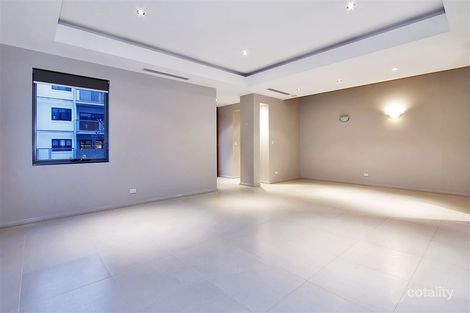 Property photo of 60 Breaksea Drive North Coogee WA 6163