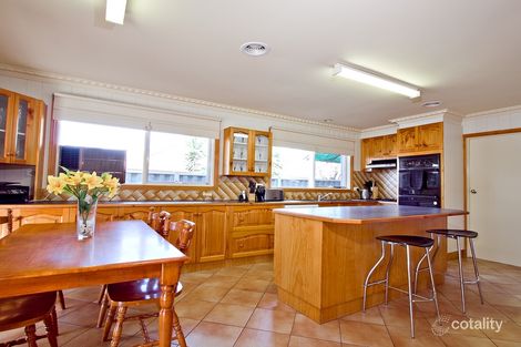 Property photo of 30 Whiton Grove Wyndham Vale VIC 3024