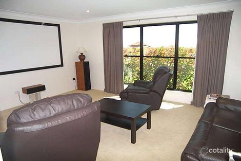 Property photo of 24 Fadden Crescent Middle Ridge QLD 4350