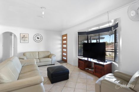 33 Meadow Brook Cres, Merrimac, QLD 4226