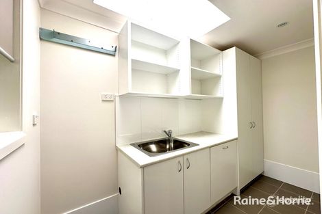 Property photo of 10 Cangoura Street Windradyne NSW 2795