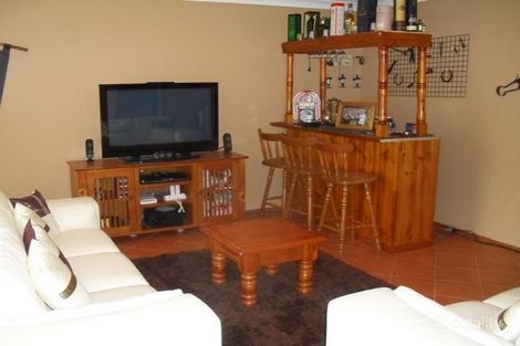 Property photo of 35 Sheringa Grove Cordeaux Heights NSW 2526