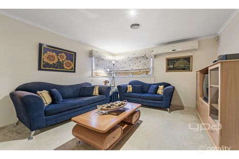 Property photo of 21 Macedon Close Caroline Springs VIC 3023