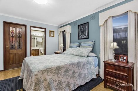 Property photo of 2 Wannon Court Brookfield VIC 3338