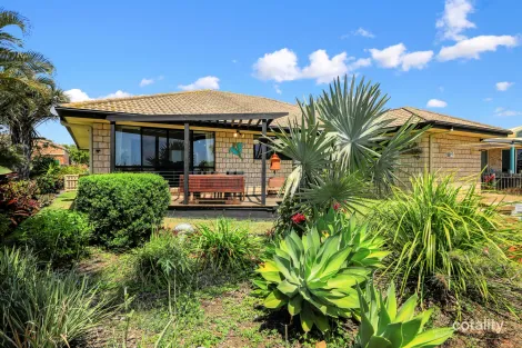 Property photo of 5 Palm Street Innes Park QLD 4670