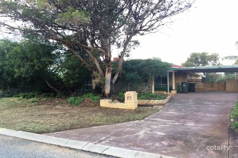 Property photo of 4 Crawley Grove Heathridge WA 6027