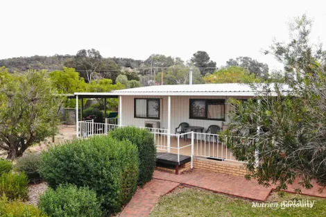 Property photo of 4 George Street Kellerberrin WA 6410