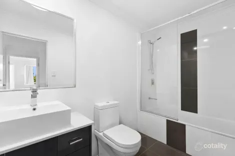 Property photo of 33/30 Taylor Place Mackenzie QLD 4156