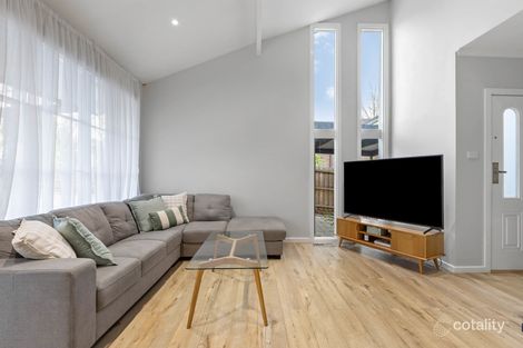 Property photo of 8 Oakley Court Gisborne VIC 3437