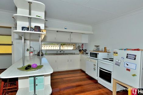 Property photo of 9 Valley Road Halls Head WA 6210