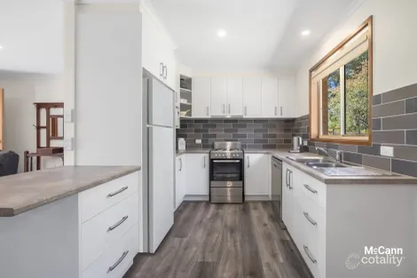 Property photo of 17 Forlonge Street Wanniassa ACT 2903