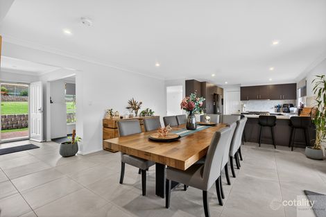 Property photo of 26 Greco Place Rosemeadow NSW 2560