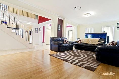 Property photo of 18 Elyard Circuit West Hoxton NSW 2171