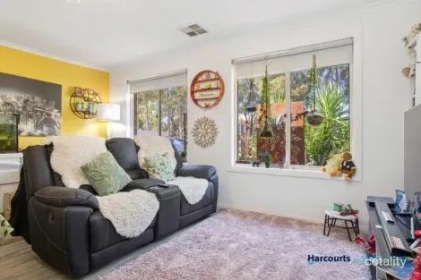 Property photo of 16 Halbert Court Andrews Farm SA 5114