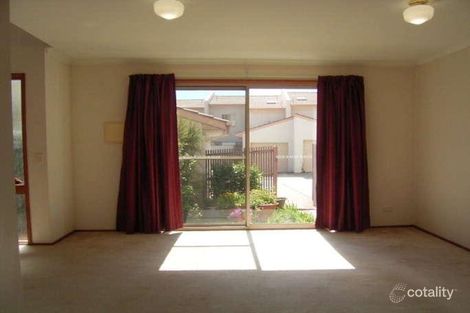Property photo of 4/43 Port Jackson Circuit Phillip ACT 2606