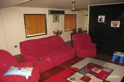 Property photo of 14 Pharlap Parade Ooralea QLD 4740