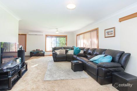 Property photo of 7 Foveaux Crescent Metford NSW 2323