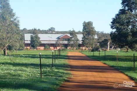 247 Barracca Rd, Chittering, WA 6084