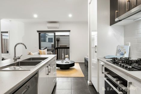 Property photo of 38 Merribrook Boulevard Clyde VIC 3978